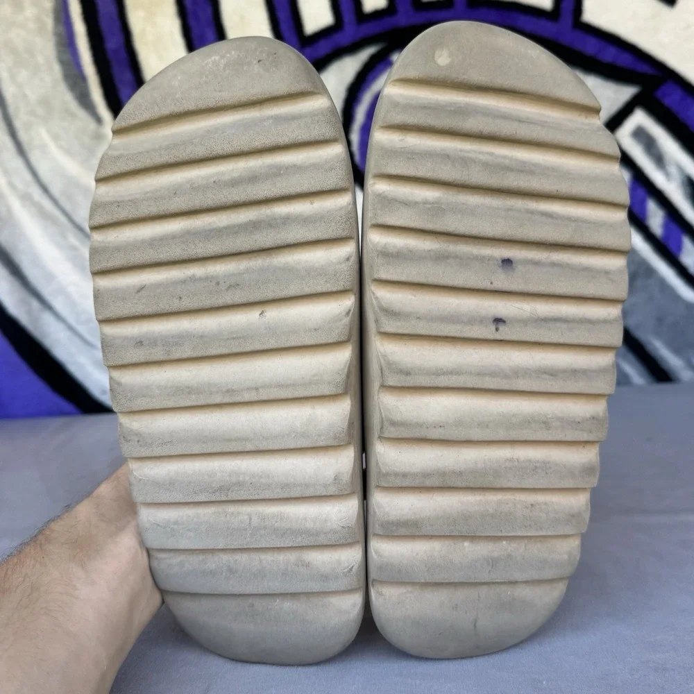 Size 11 - Adidas Yeezy Slide Bone Original Comfort Foam Sandals Slip-On